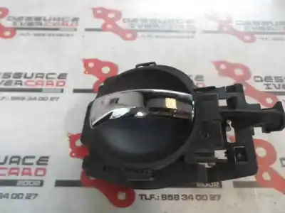 Peça sobressalente para automóvel em segunda mão Puxador Interior Traseiro Esquerdo por CITROEN C3 HDi 70 Furio Referências OEM IAM   2005