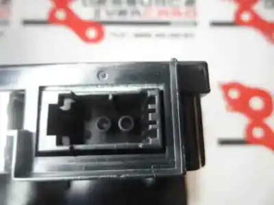 Peça sobressalente para automóvel em segunda mão display gps / multimídia por volvo c30 2.0 diesel cat referências oem iam 31268055  2009