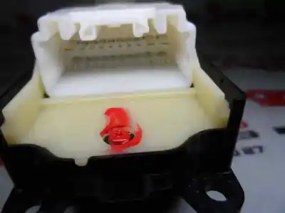 Автозапчасти б/у выключатель левого переднего окна за lexus is200 (ds2/is2) 2.2 d-cat ссылки oem iam   2006