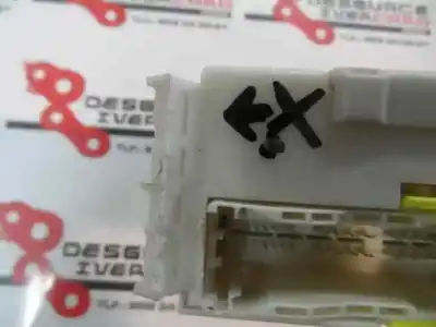 Peça sobressalente para automóvel em segunda mão caixa de fusíveis e relés por lexus is200 (ds2/is2) 2.2 d-cat referências oem iam   2006