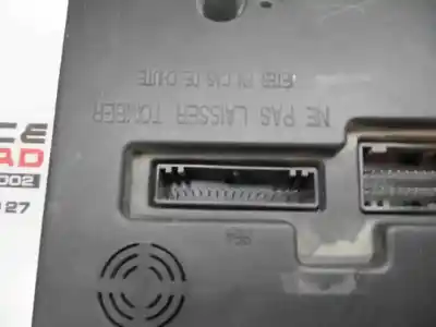 Pezzo di ricambio per auto di seconda mano scatola relè/fusibili per renault scenic rx4 (ja0) 1.9 dci sportway riferimenti oem iam 8200029342b  2002