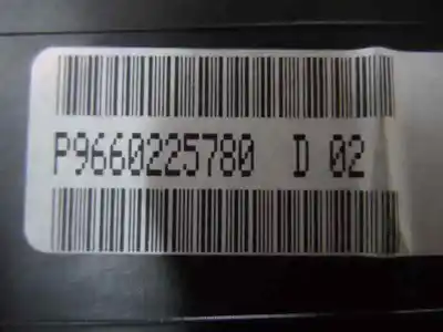 Peça sobressalente para automóvel em segunda mão quadrante por citroen c3 1.1 furio referências oem iam 9660225780  2007