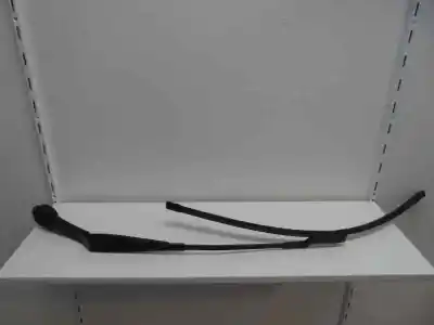 Second-hand car spare part Left Front Windshield Wiper Arm for FORD FOCUS TURN. (CB8) Titanium OEM IAM references   2011