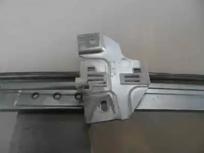 Pezzo di ricambio per auto di seconda mano alzacristalli posteriore destro per dacia duster laureate 4x2 riferimenti oem iam   2015