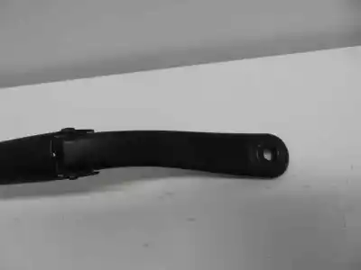 Second-hand car spare part left front windshield wiper arm for dacia duster laureate 4x2 oem iam references   2015