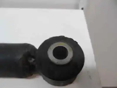 Second-hand car spare part rear left shock absorber for dacia duster laureate 4x2 oem iam references   2015