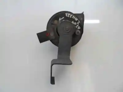 Pezzo di ricambio per auto di seconda mano corno per audi a3 (8p) 1.9 tdi ambiente riferimenti oem iam   2004