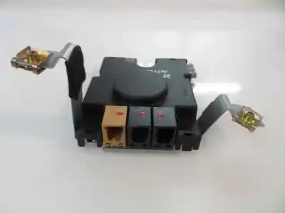 Pezzo di ricambio per auto di seconda mano antenna per audi a3 (8p) 1.9 tdi ambiente riferimenti oem iam 8p3 035 225  2004