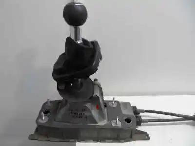 Pezzo di ricambio per auto di seconda mano leva del cambio per audi a3 (8p) 1.9 tdi ambiente riferimenti oem iam 1k0 711 049 as  2004