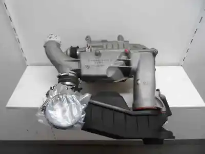 Pièce détachée automobile d'occasion COMPRESSEUR VOLUMÉTRIQUE pour MERCEDES-BENZ CLASE CLK (W208) COUPE  Références OEM IAM A1110981137  2001