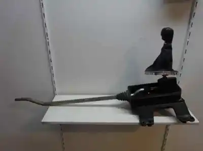 Pezzo di ricambio per auto di seconda mano Leva Del Cambio per OPEL CORSA D 1.3 16V CDTI Riferimenti OEM IAM   2008