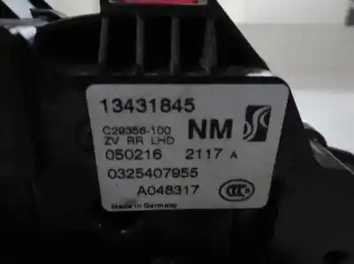 Автозапчастина б/у замок заднього правого дверя для opel corsa e (x15) 1.3 cdti (08. 68) посилання на oem iam 13431845  2016