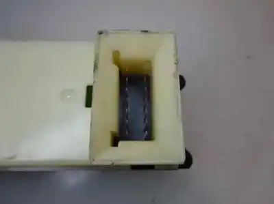 Автозапчастина б/у передні вікний вмикач для mitsubishi montero (v60/v70) 3.2 di-d avance посилання на oem iam   2003