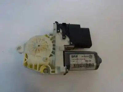 Pezzo di ricambio per auto di seconda mano Motore Alzacristalli Posteriore Sinistro per SEAT LEON (1M1) 1.9 TDI Riferimenti OEM IAM 1C0959 811 A  2003