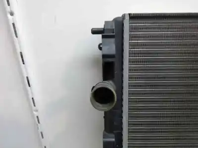Pezzo di ricambio per auto di seconda mano radiatore d acqua per renault clio ii fase i (b/cbo) 1.9 dti diesel 80 cv / 59 kw riferimenti oem iam   2001