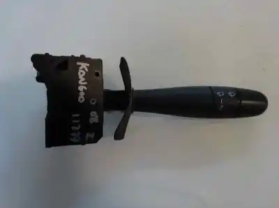 Pezzo di ricambio per auto di seconda mano  per RENAULT KANGOO  Riferimenti OEM IAM 8200379529  2008