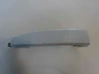 Автозапчастина б/у ЛІВА ПЕРЕДНЯ ЗОВНІШНЯ РУЧКА для OPEL CORSA D  Посилання на OEM IAM   2008