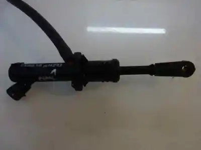 Second-hand car spare part clutch pump for renault kangoo 1.5 dci diesel oem iam references   2009