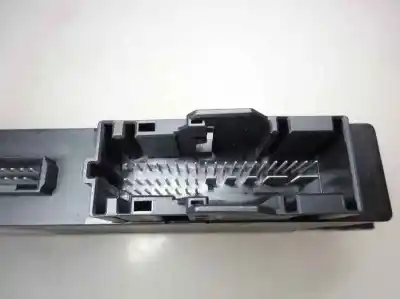 Second-hand car spare part electronic module for bmw serie 1 berlina (e81/e87) 118d oem iam references 61.35-9147220-01  2008