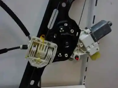 Second-hand car spare part driver left window regulator for bmw serie 1 berlina (e81/e87) 118d oem iam references   2008