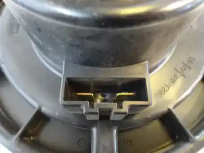 Pezzo di ricambio per auto di seconda mano motore di riscaldamento per mitsubishi montero (v60/v70) 3.2 di-d avance riferimenti oem iam   2001