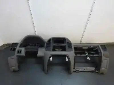 Pezzo di ricambio per auto di seconda mano Pannello per MITSUBISHI MONTERO (V60/V70) 3.2 DI-D Avance Riferimenti OEM IAM   2001