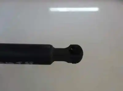 Second-hand car spare part tailgate gas strut for renault clio iii 1.5 dci diesel oem iam references   2010