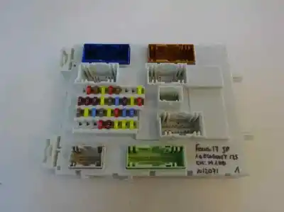 Recambio de automóvil de segunda mano de CAJA RELES / FUSIBLES para FORD FOCUS TURN.  referencias OEM IAM F1FT 14014 CHC  2017