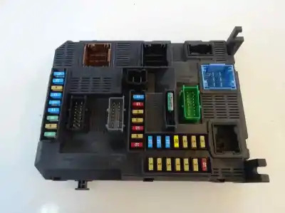 Tweedehands auto-onderdeel relais/zekeringenkastje voor peugeot 2008 (--.2013->) active oem iam-referenties 9819850080-00