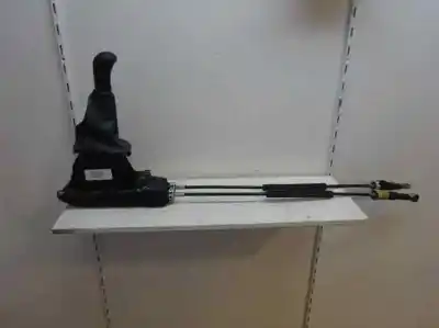 Second-hand car spare part GEAR LEVER for DACIA SANDERO  OEM IAM references 8200760429 B  2009