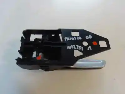 Автозапчасти б/у внутри передней правой ручки за toyota prius (nhw30) 1.8 16v cat (híbrido) ссылки oem iam   2010