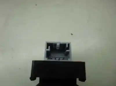 Second-hand car spare part right front power window switch for audi a4 avant (8e) 2.0 tdi oem iam references   2007