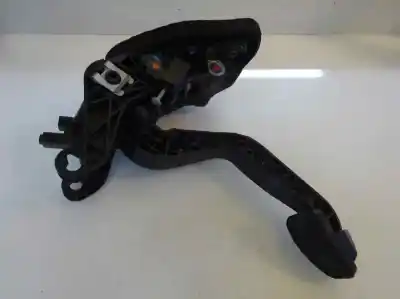 Peça sobressalente para automóvel em segunda mão Pedal Da Embreagem por FORD FIESTA (CCN) 1.5 TDCi CAT Referências OEM IAM   2016