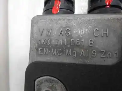 Автозапчастина б/у передач для audi a3 (8p) 2.0 tdi посилання на oem iam 1k0 711 061 b  2008