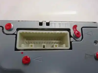 Peça sobressalente para automóvel em segunda mão sistema de áudio / rádio cd por lexus ct (zwa10) 1.8 200h referências oem iam 86120-76210  2012