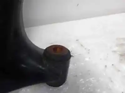 Peça sobressalente para automóvel em segunda mão braço de suspensão inferior dianteiro direito por mazda 2 lim. (de) 1.3 active + referências oem iam   2008