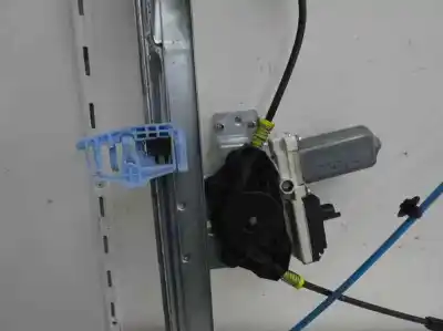 Second-hand car spare part passenger side right window regulator for citroen c2 (jm_) 1.4 oem iam references   2006