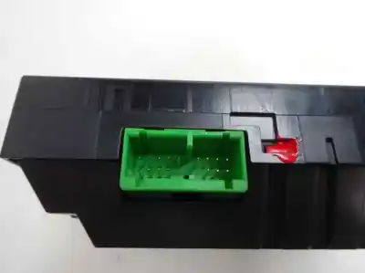 Second-hand car spare part multifunction display for volvo xc60 2.4 d oem iam references 31328830  2011