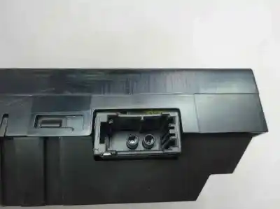 Second-hand car spare part multifunction display for volvo xc60 2.4 d oem iam references 31328830  2011