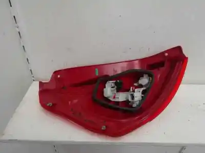 Автозапчасти б/у правый задний фонарь за ford fiesta (cb1) 1.4 tdci cat ссылки oem iam   2011
