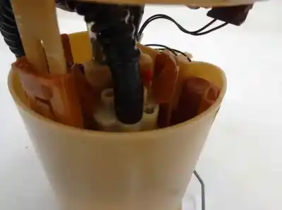 Pezzo di ricambio per auto di seconda mano pompa di benzina per renault clio ii fase i (b/cbo) 1.2 riferimenti oem iam   2000