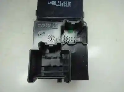 Pièce détachée automobile d'occasion commande de lève vitre avant droit pour opel mokka 1.6 cdti dpf références oem iam   2016