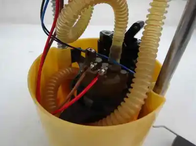 Peça sobressalente para automóvel em segunda mão bomba de combustivel por opel corsa d 1.3 16v cdti referências oem iam   2007