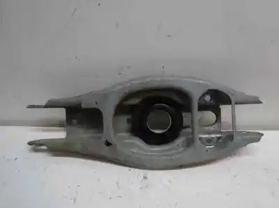 Peça sobressalente para automóvel em segunda mão braço de suspensão traseiro inferior direito por bmw serie 1 berlina (e81/e87) 1.6 16v cat referências oem iam 