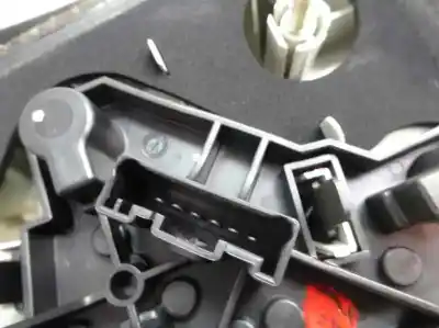 Pezzo di ricambio per auto di seconda mano luci posteriori destra per bmw serie 1 berlina (e81/e87) 118d riferimenti oem iam   2006