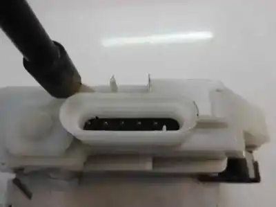 Second-hand car spare part left front door lock for citroen c2 sx oem iam references   2005