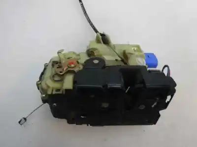 Peça sobressalente para automóvel em segunda mão fechadura da porta dianteira esquerda por seat ibiza (6l1) 1.4 16v referências oem iam 