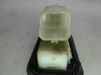 Second-hand car spare part tailgate back door handle for peugeot 308 1.6 hdi fap cat (9hz / dv6ted4) oem iam references   2008