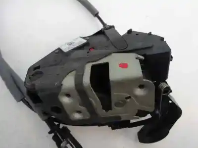 Peça sobressalente para automóvel em segunda mão fechadura da porta dianteira esquerda por ford focus turn. (cb8) trend referências oem iam bm5a-a21813-af