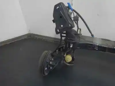 Peça sobressalente para automóvel em segunda mão charrió / suporte de eixo de trás por citroen c3 sx referências oem iam   2010